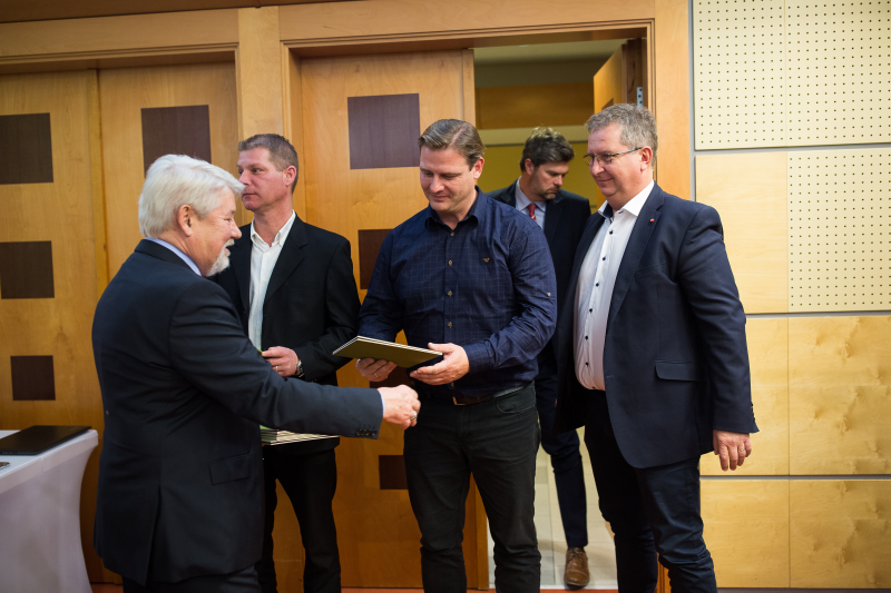 Nívódíjat kaptunk a legnagyobb összefüggő Campus fejlesztés megépítéséért!