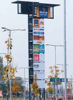 Dunacenter megnyitó
