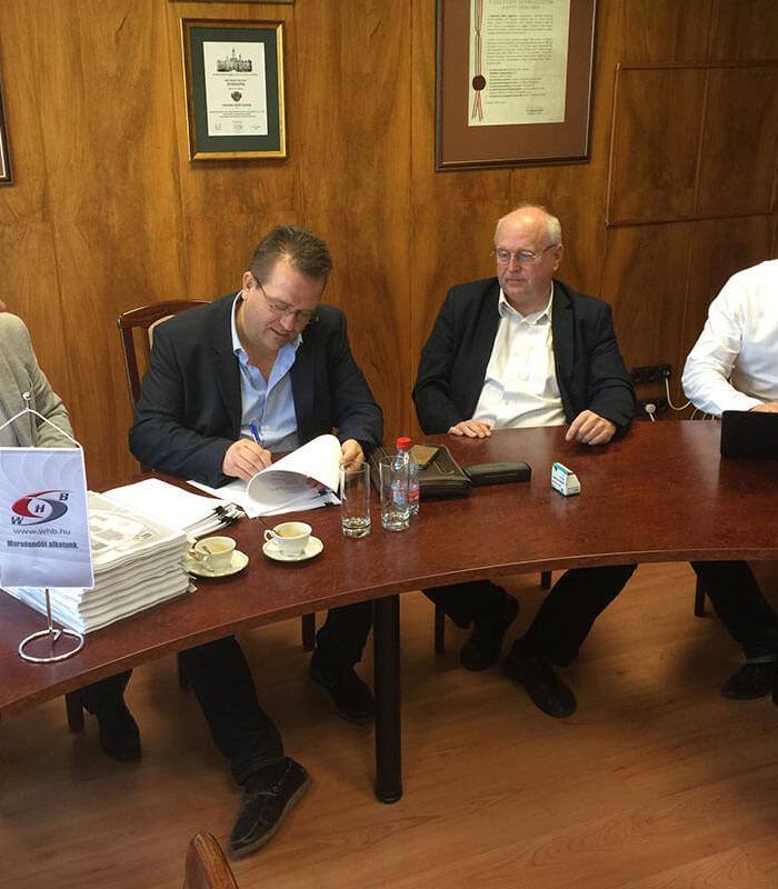 Győri multifunkciós épület belső felújítása