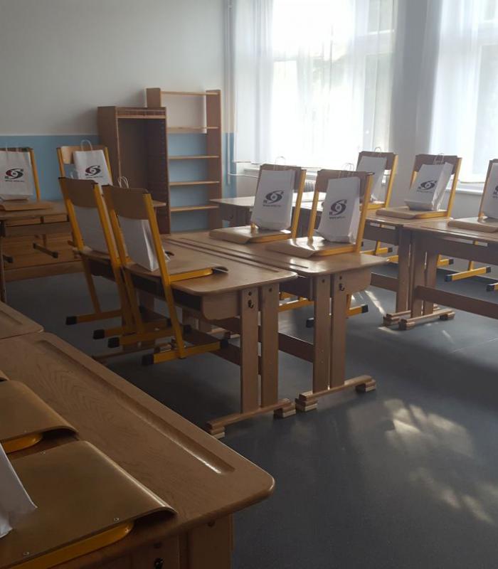 A győri Waldorf iskolának megújult 6. osztályos tanterme