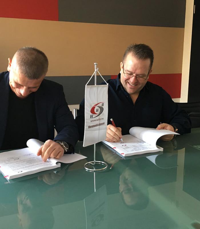 Greiner Bio One Hungary Kft. mosonmagyaróvári üzem 4. ütemének aláírása